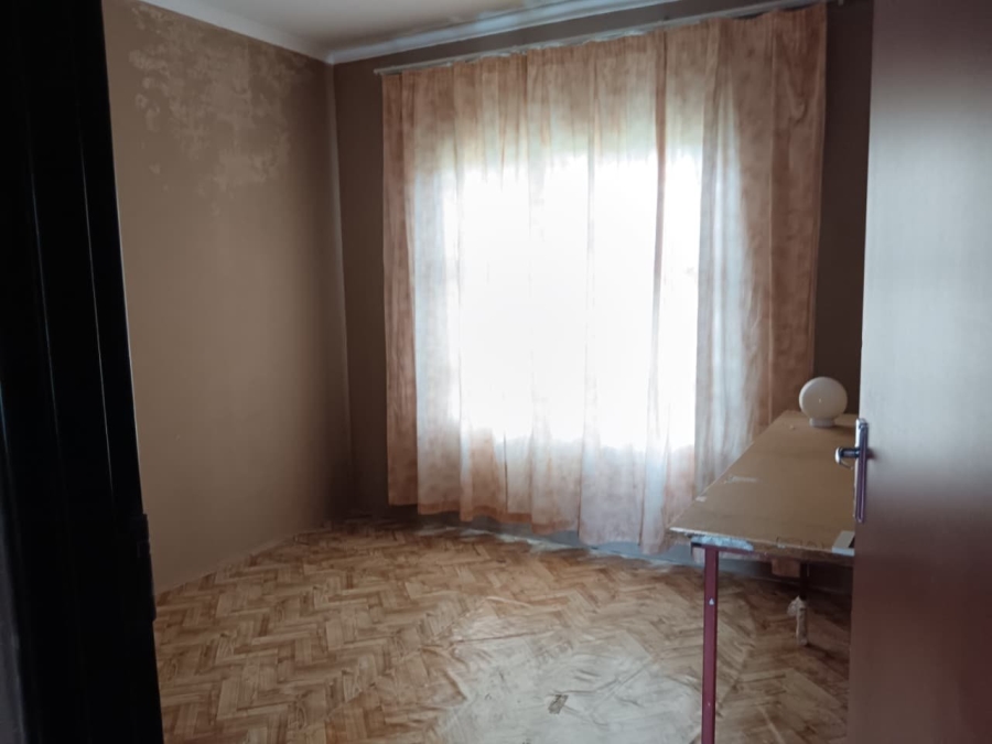 3 Bedroom Property for Sale in Kestell Free State